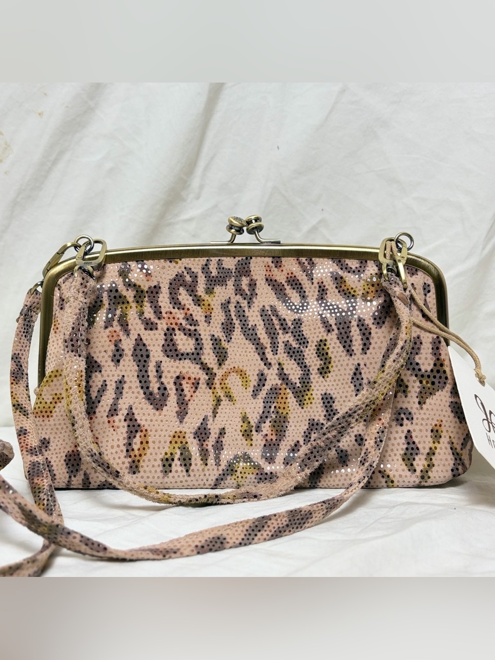 HOBO “Cora” Convertible Crossbody Bag – NWT – Blush Leopard Print - Picture 2 of 6